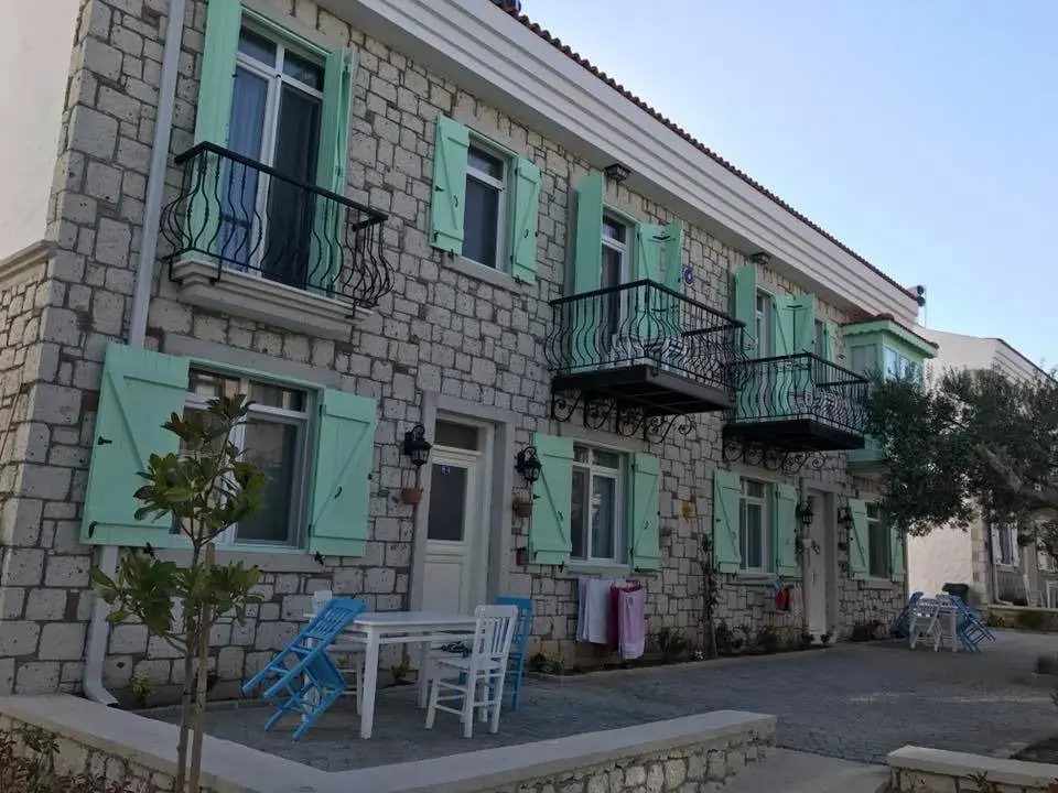Zeytin Arası, ürün sergileme bölümü