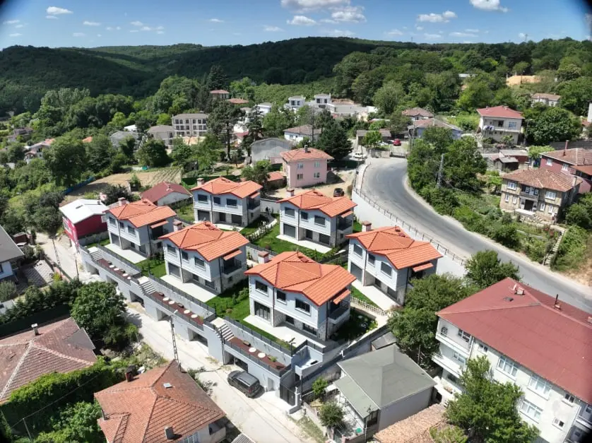 Şile Karakiraz, ortak alan